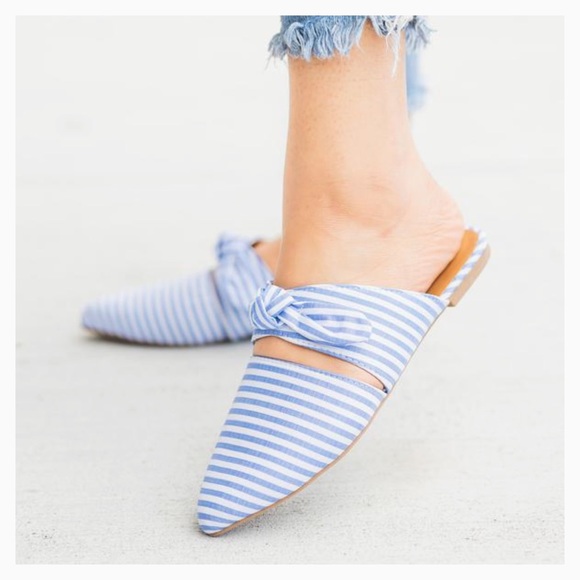 Blue and white striped bow tie flat loafers - Picture 8 of 8